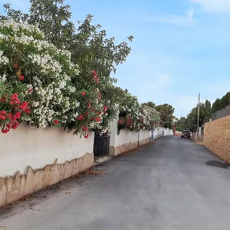 Sunny With Private Pool In + Enclosed Garden Calpe